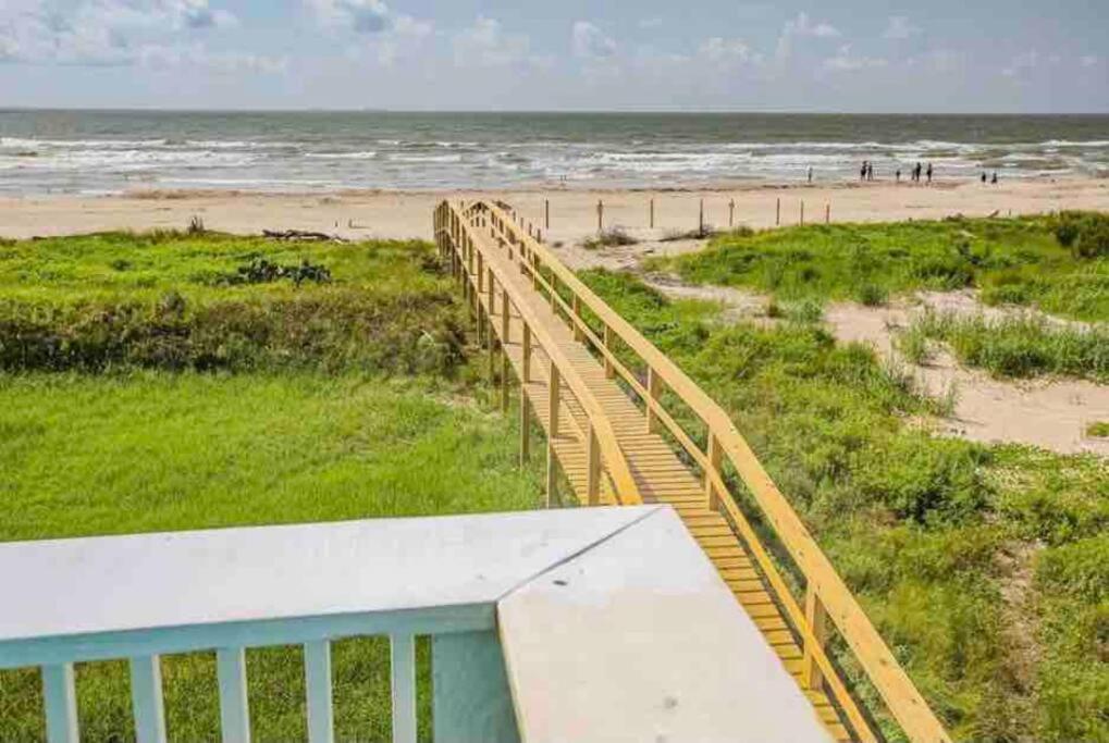 Beachfront Retreat! 3 Steps To Walkover! سيرفسايد بيتش المظهر الخارجي الصورة