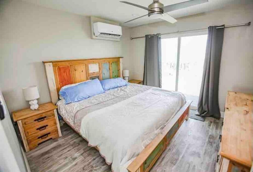 Beachfront Retreat! 3 Steps To Walkover! سيرفسايد بيتش المظهر الخارجي الصورة